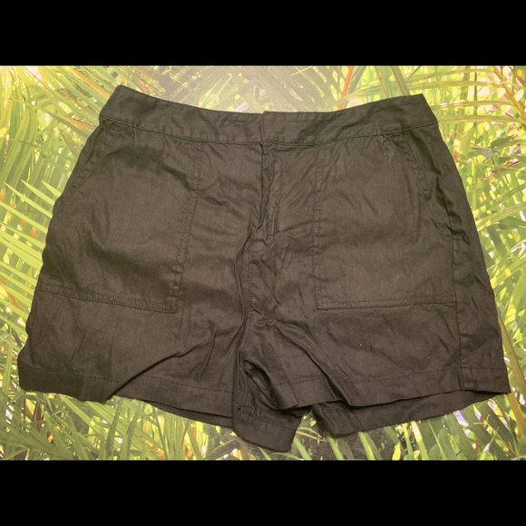 Lou & Grey Black Shorts - Picture 1 of 3